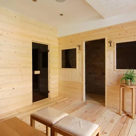 Generaator House *