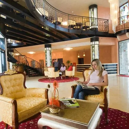 Generaator House Villa *